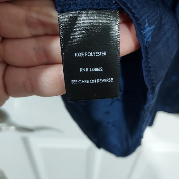 Torrid Peasant Blouse - Charmeuse Jacquard Star Navy in Size 3 / 22-24 - Picture 14 of 15